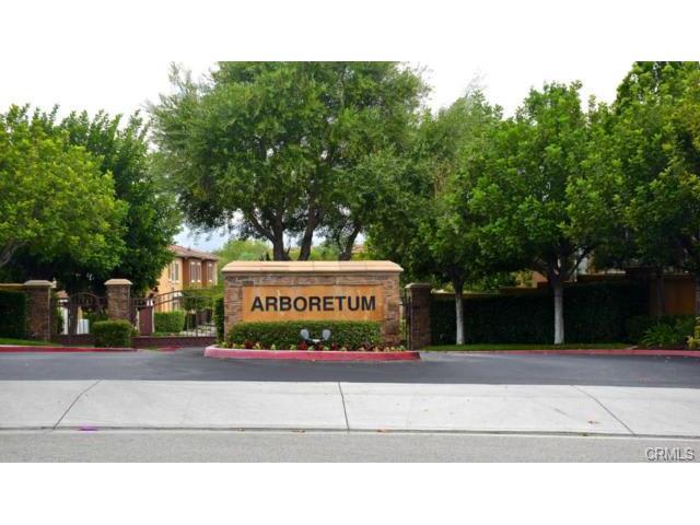 Murrieta 2 Bedroom Townhome with Attached Garage – photo 5