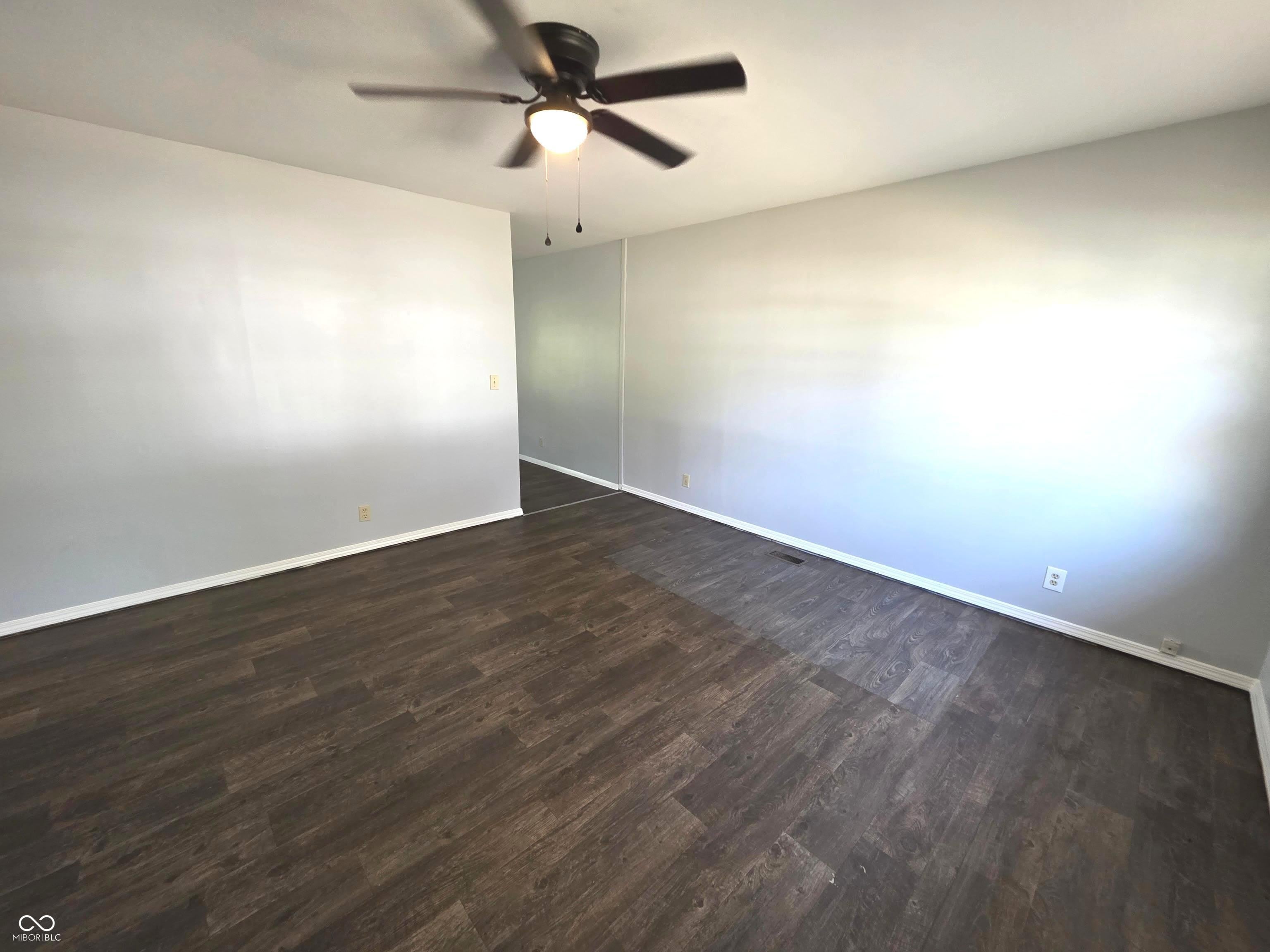 2835 N Boehning Street – photo 2