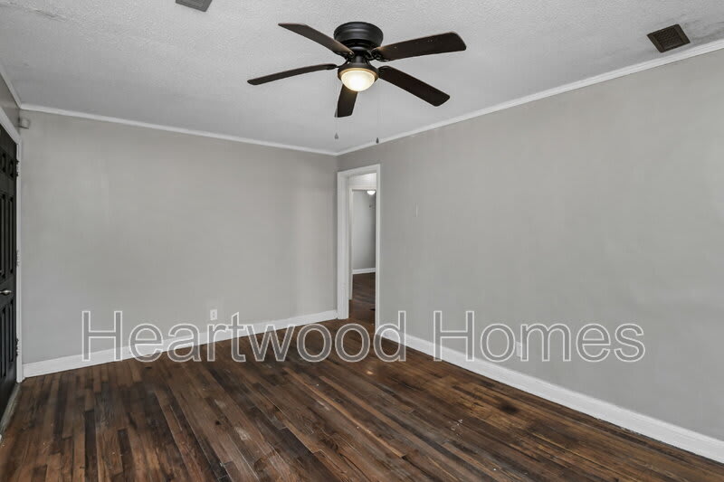 3300 Margrave Road – photo 5