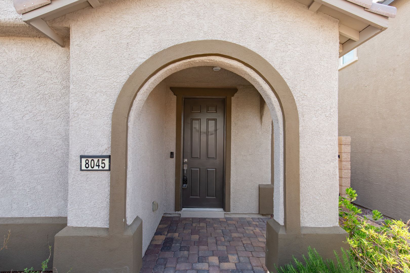 Newer home in gated Skye Canyon community – photo 4