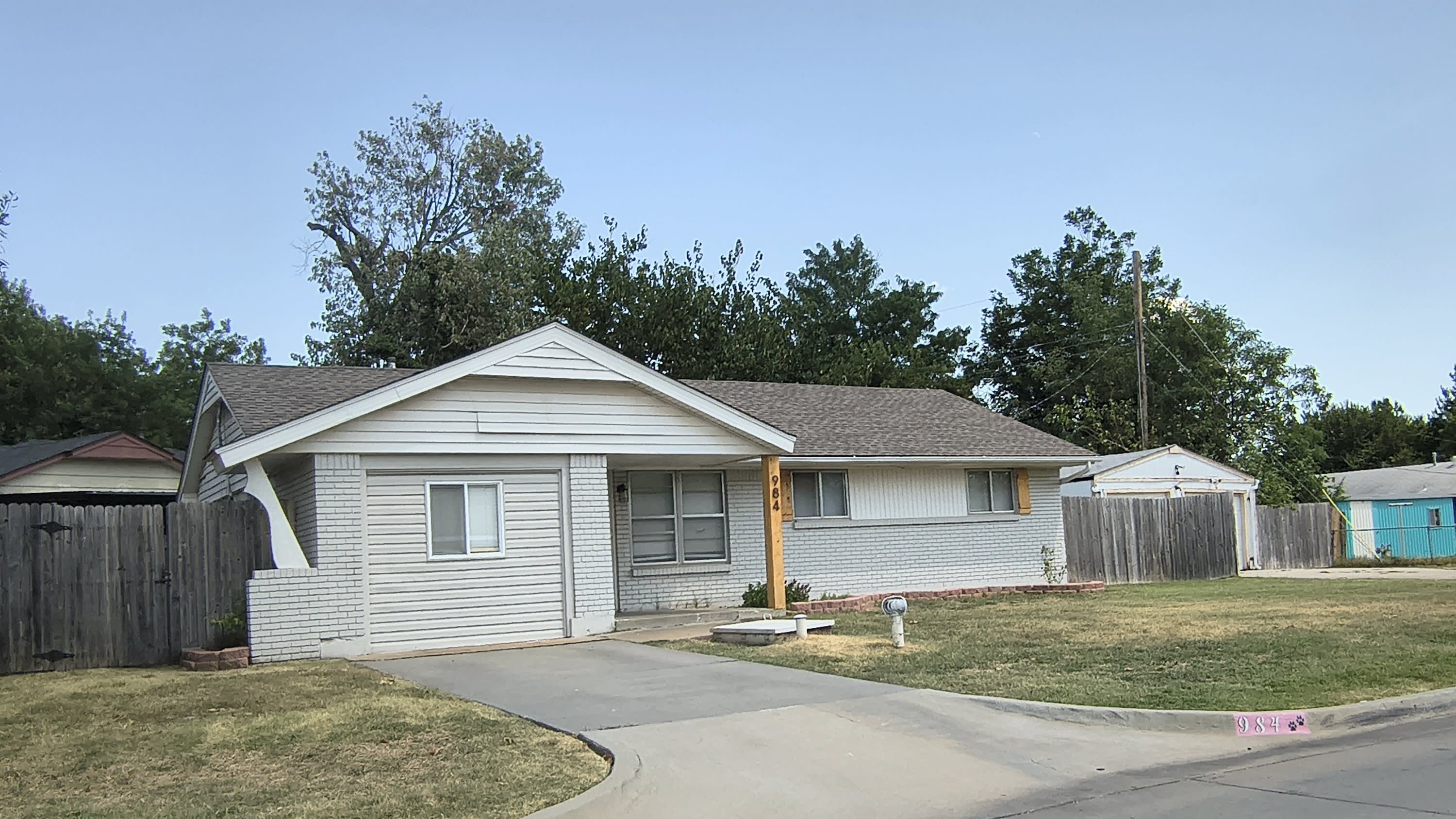 984 Northwest 5th Street – photo 1