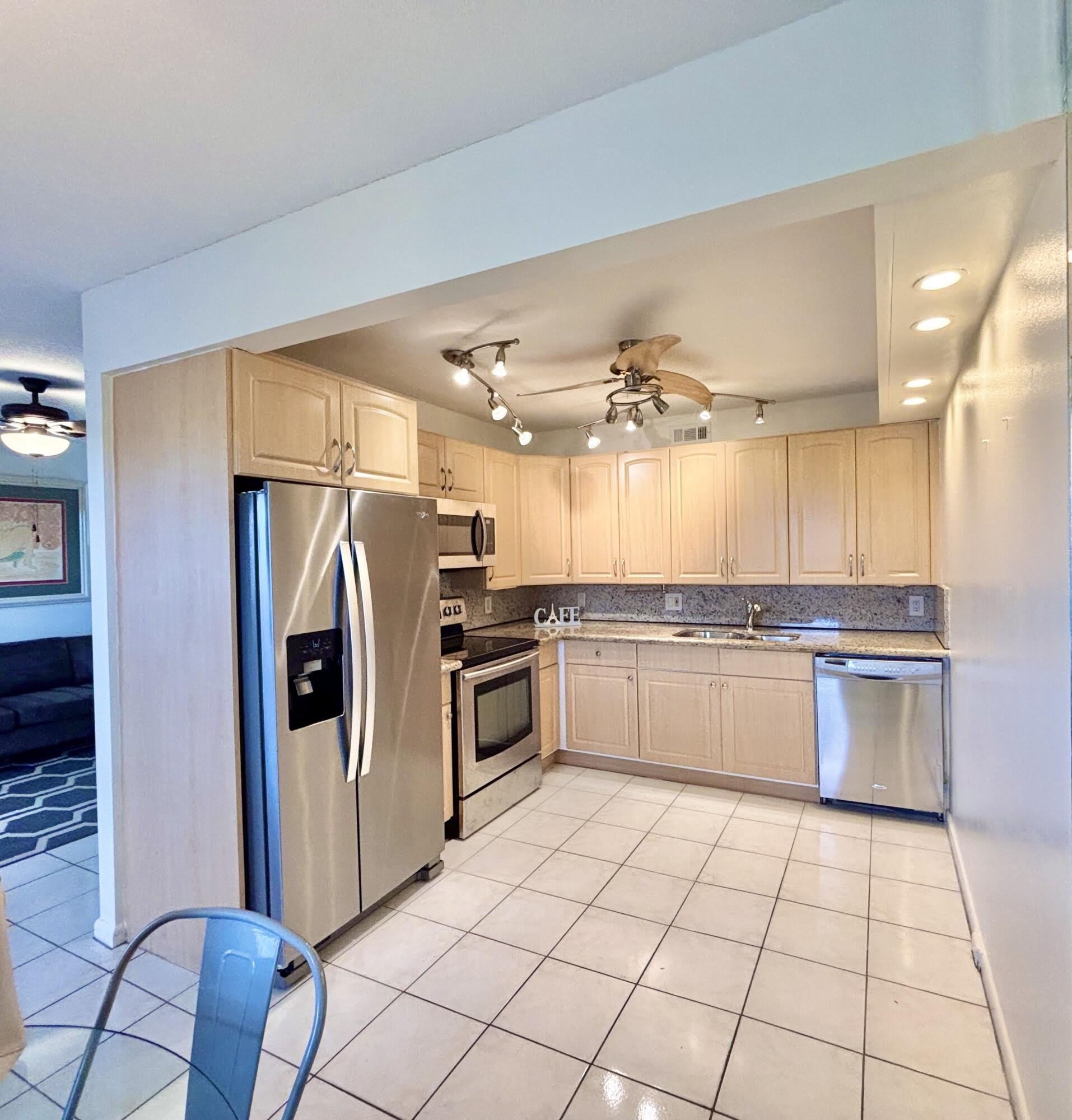 4032 Newcastle B – photo 5