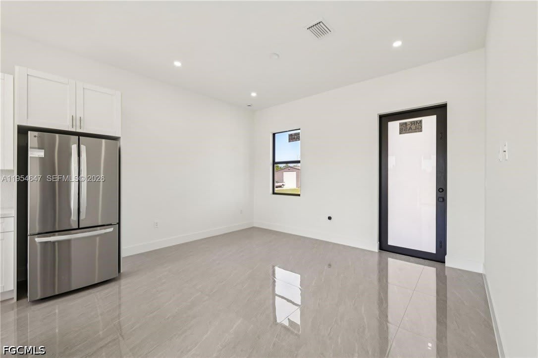 4402 E 19th Street – photo 4