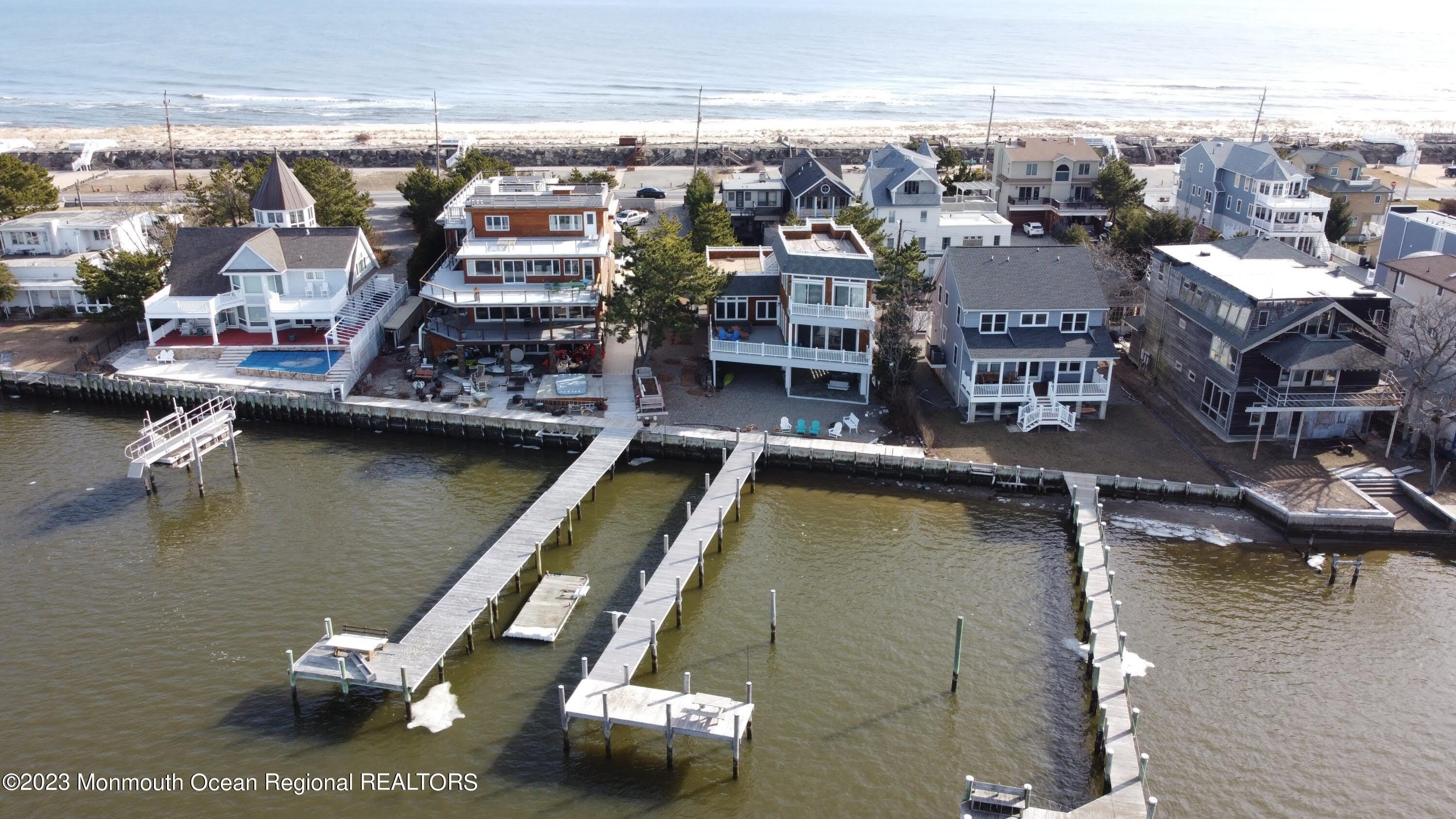 484 S Ocean Avenue – photo 4