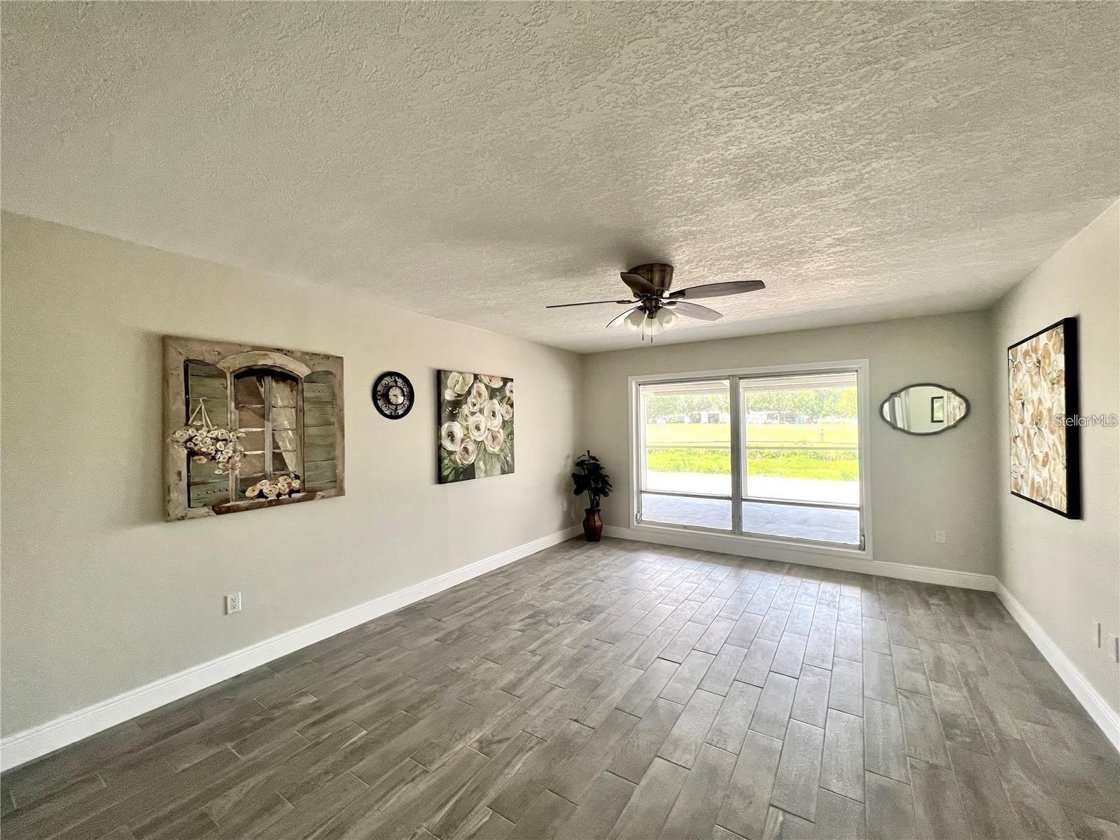 912 La Jolla Avenue – photo 4