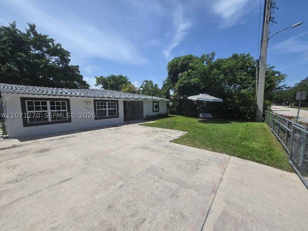 18360 NE 22nd Ave – photo 2