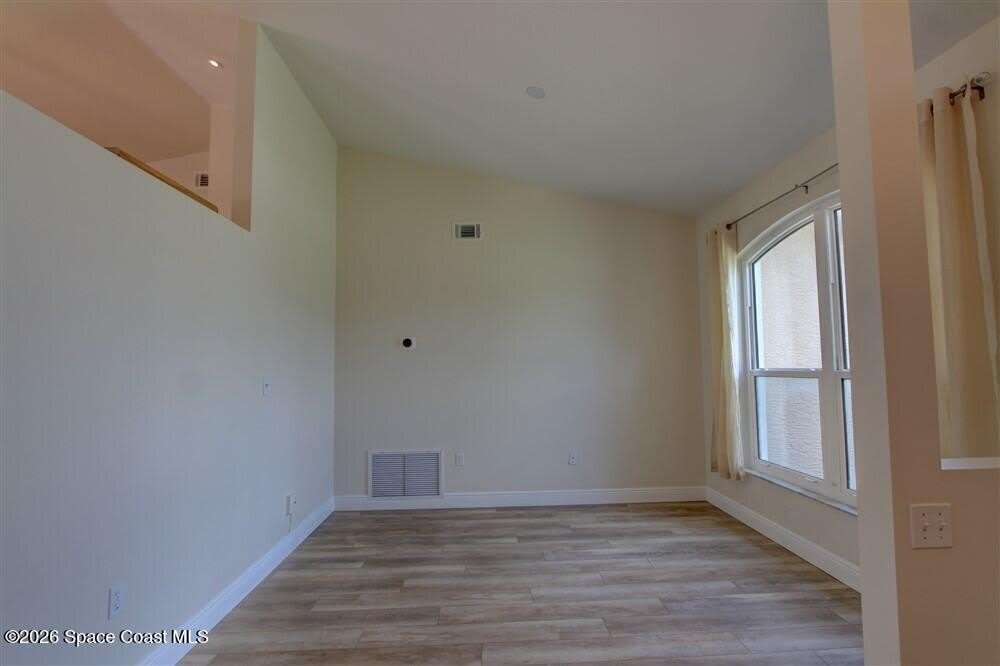 1899 Crane Creek Boulevard – photo 5