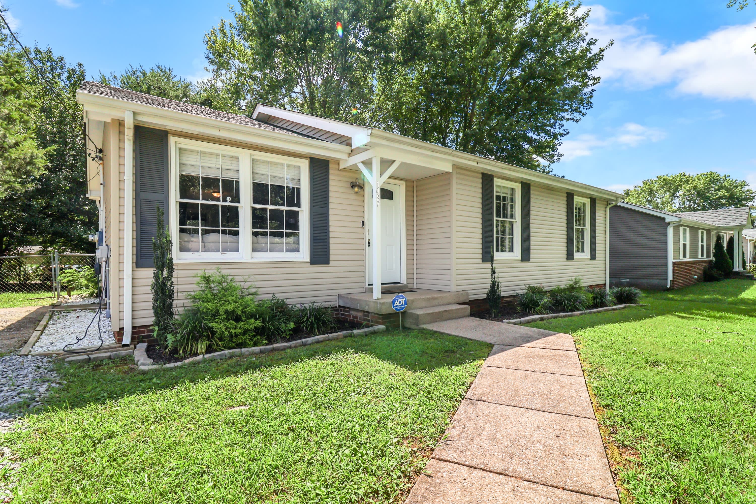 1497 Craig Drive – photo 3