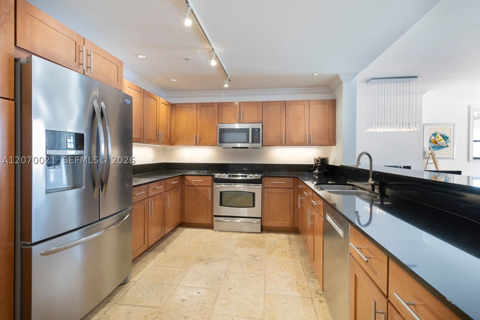 8395 SW 73rd Ave – photo 4