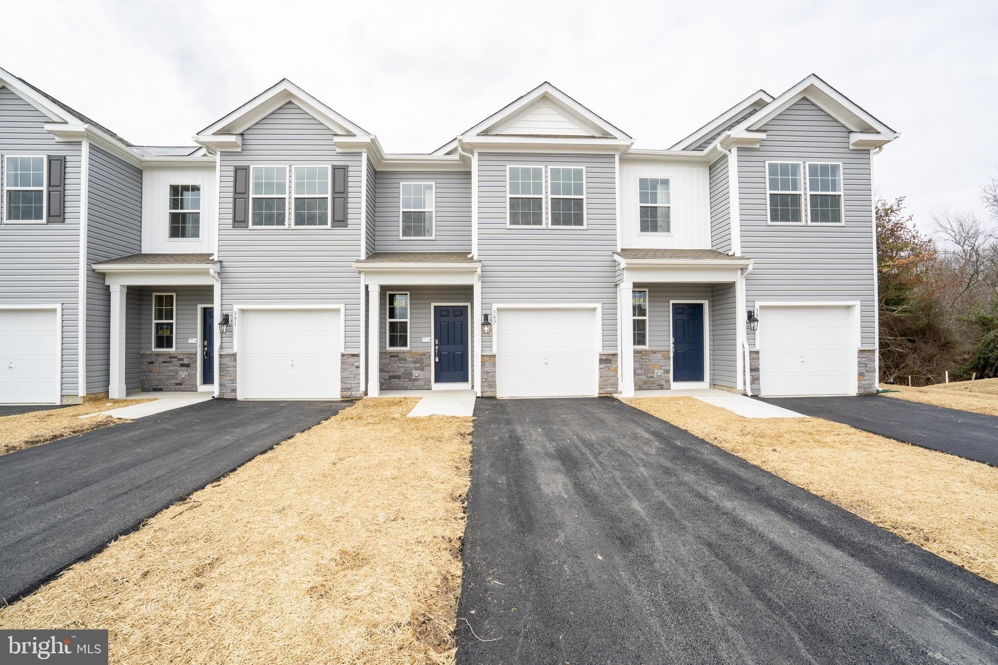 387 Mazzeo Drive – photo 3