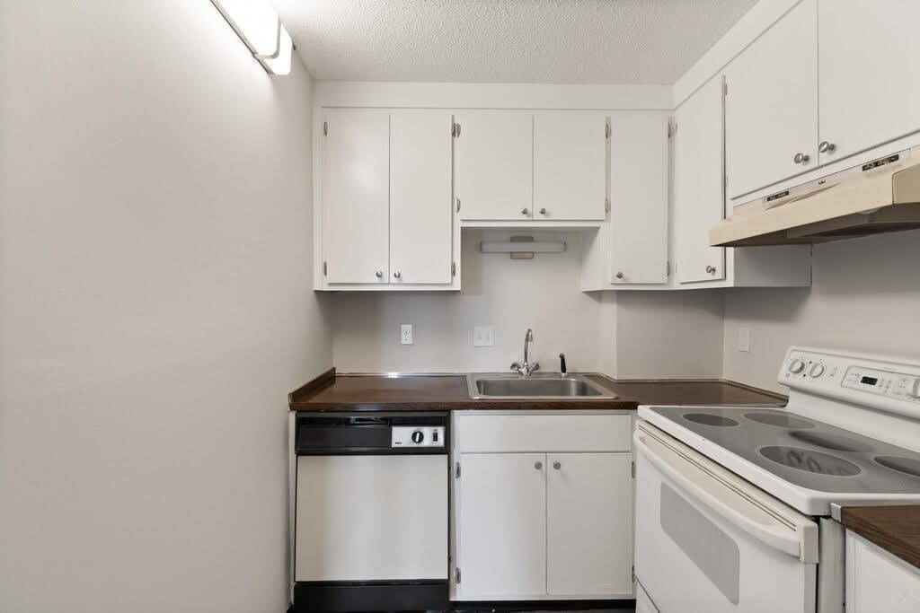 47 Mystic St – photo 4