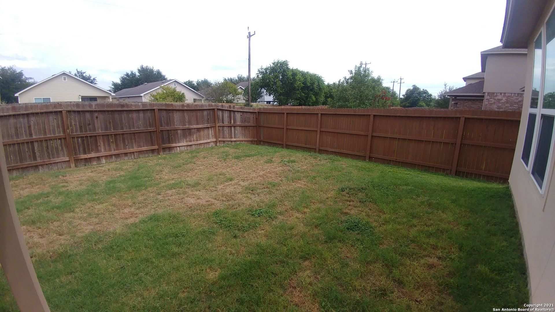 8206 Taft Crk – photo 2