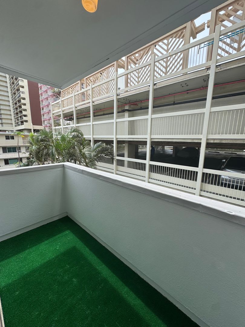 PET FRIENDLY 3 Bed, 1 Bath, 1 parking ELECTRIC INCLUDED – photo 4
