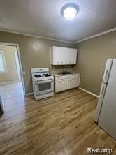 8100 Meadow Avenue – photo 3