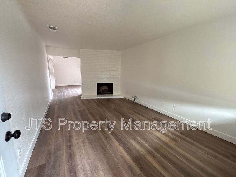 10441 El Mercado Dr – photo 2
