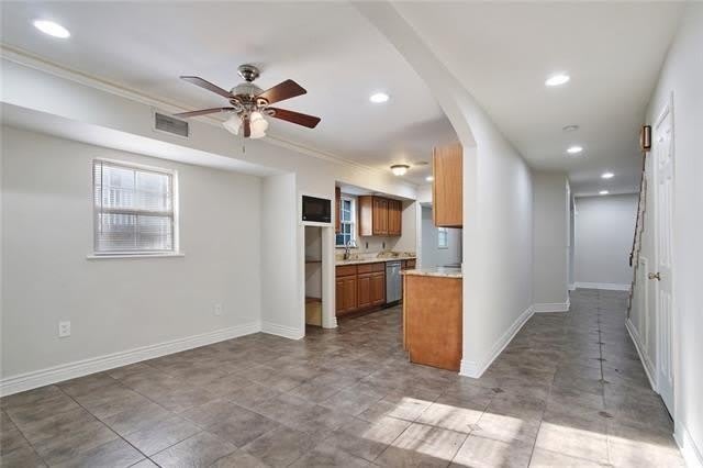 359 39TH Street – photo 3