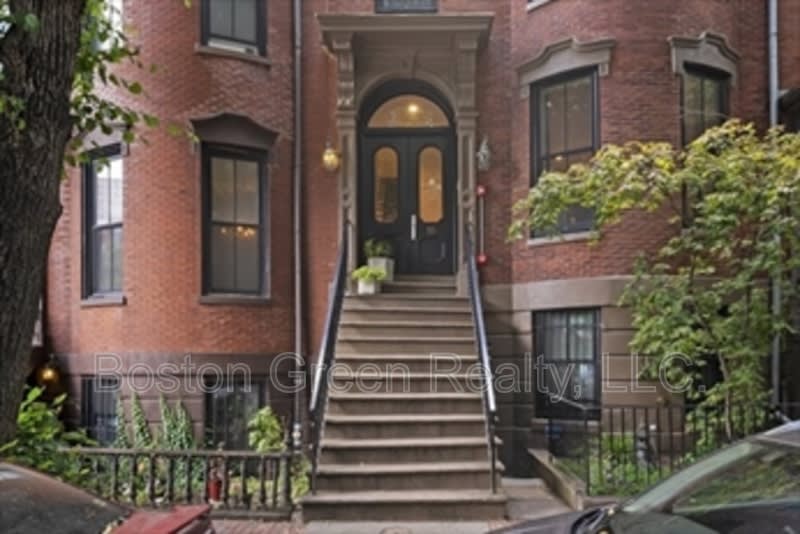 55 East Springfield Street – photo 1