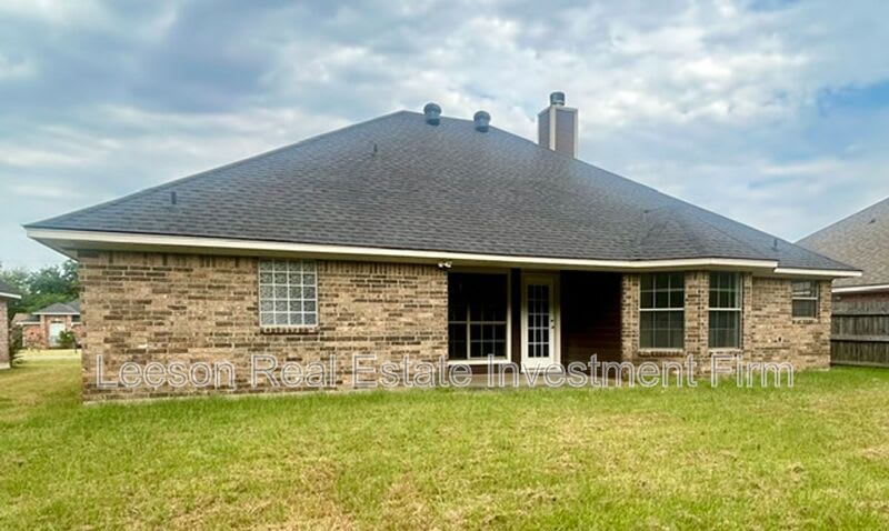 3120 Stockwell Rd – photo 5