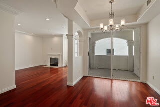 11737 Goshen Avenue – photo 5