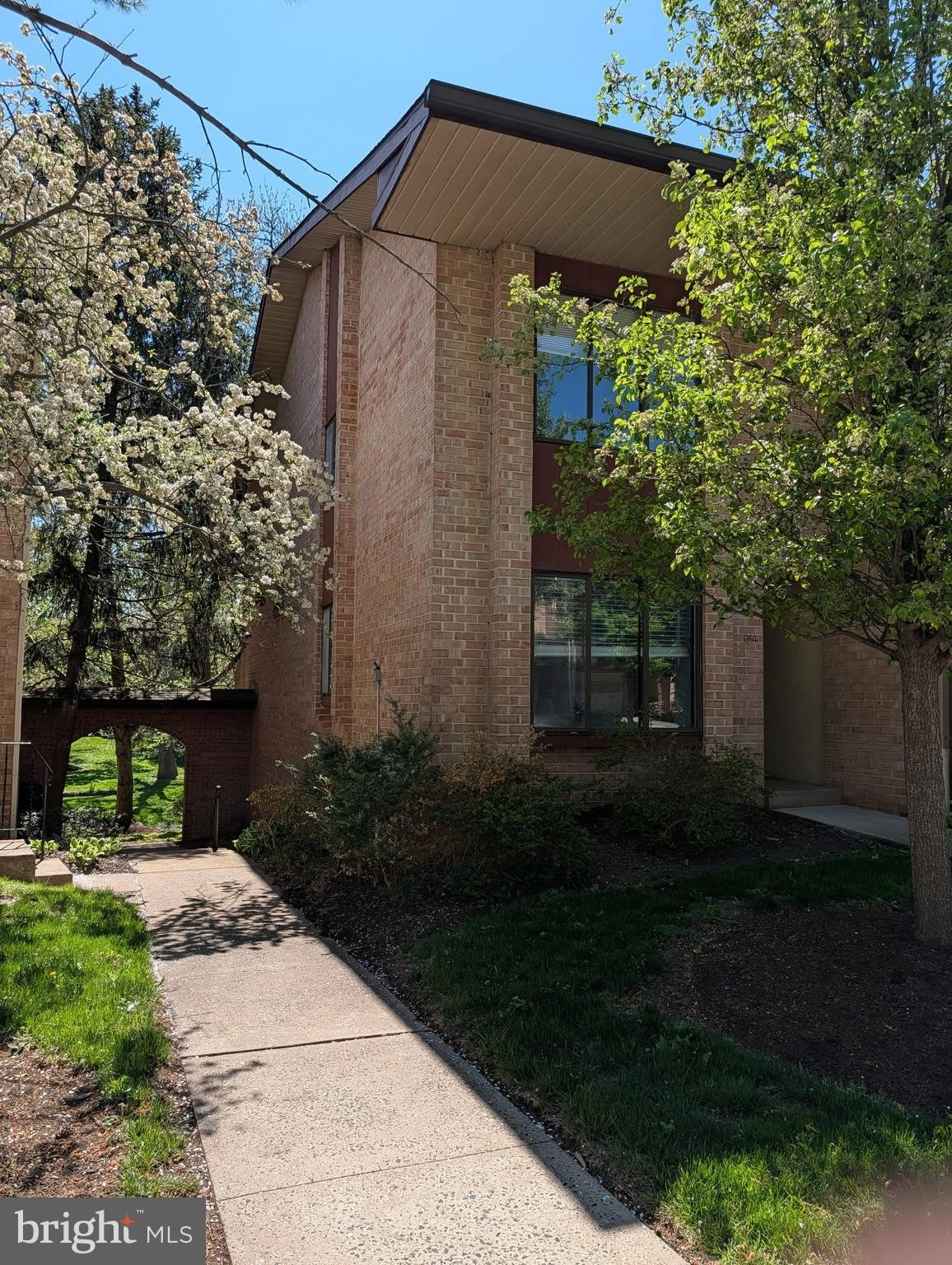 214 STONYBROOK Drive – photo 2