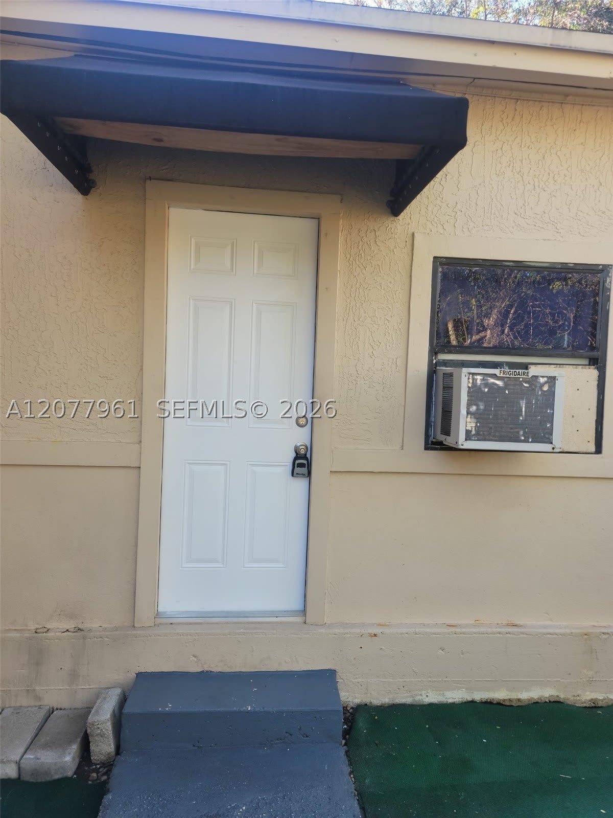 842 NW 107 St – photo 2