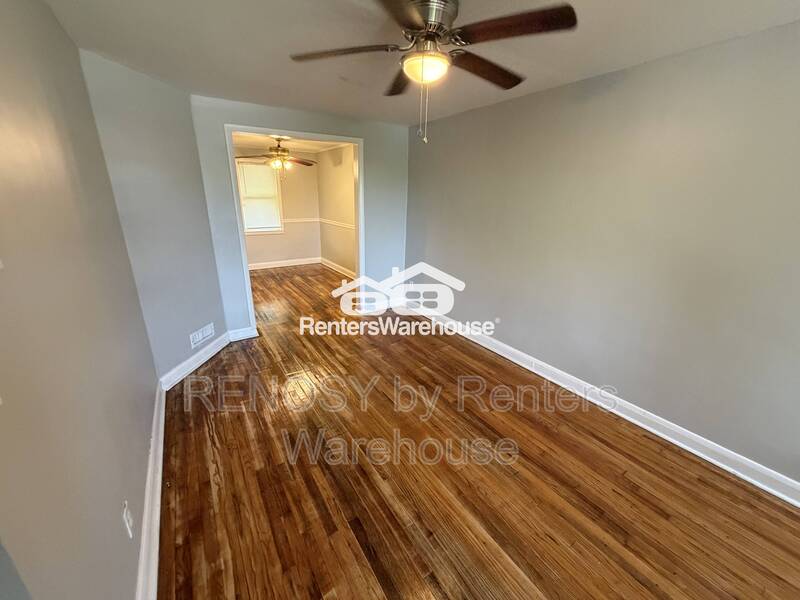1038 Iris Ave – photo 5