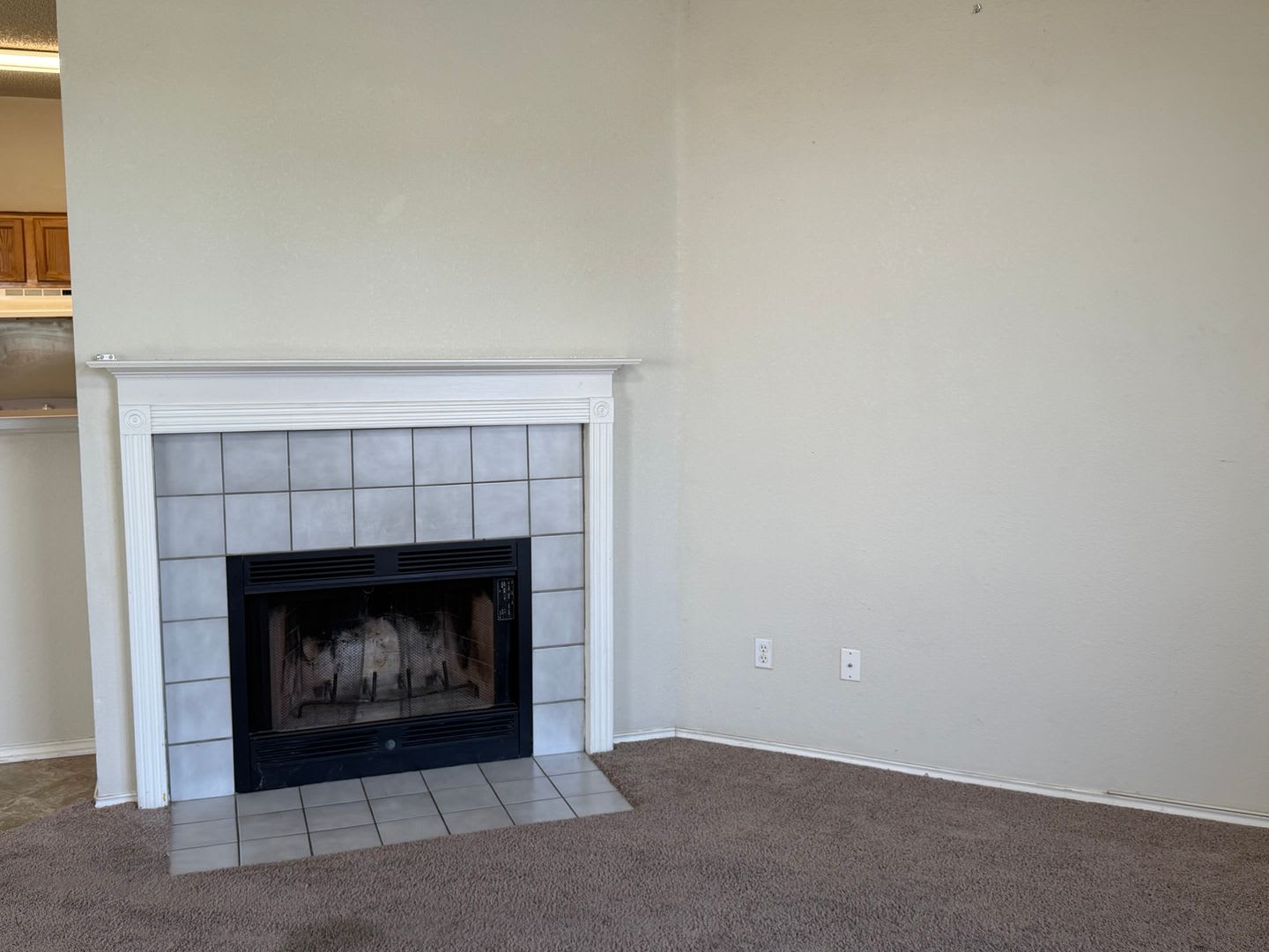 2213 Schwald Rd For Details Move In Special 400 Off First Full Months Rent – photo 4