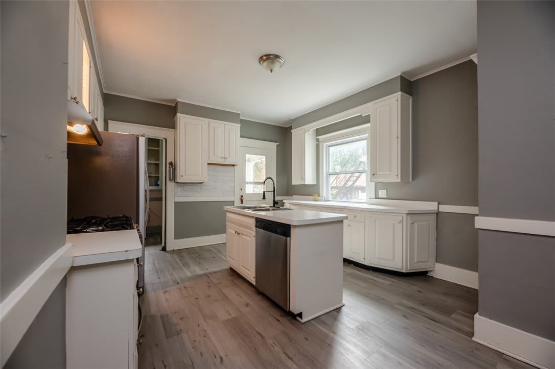 376 Barrington Street – photo 5