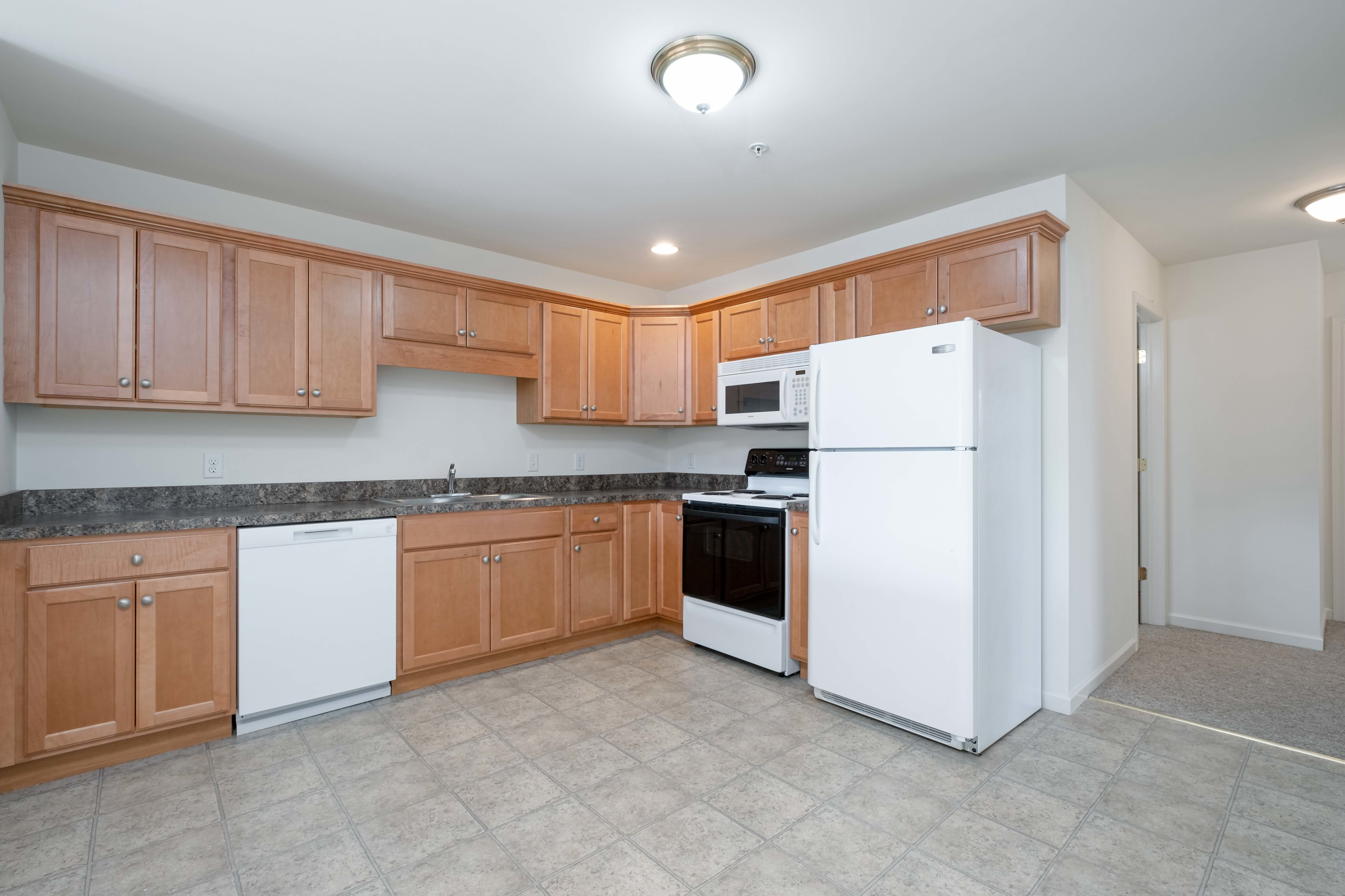 301 College Manor Ave – photo 4
