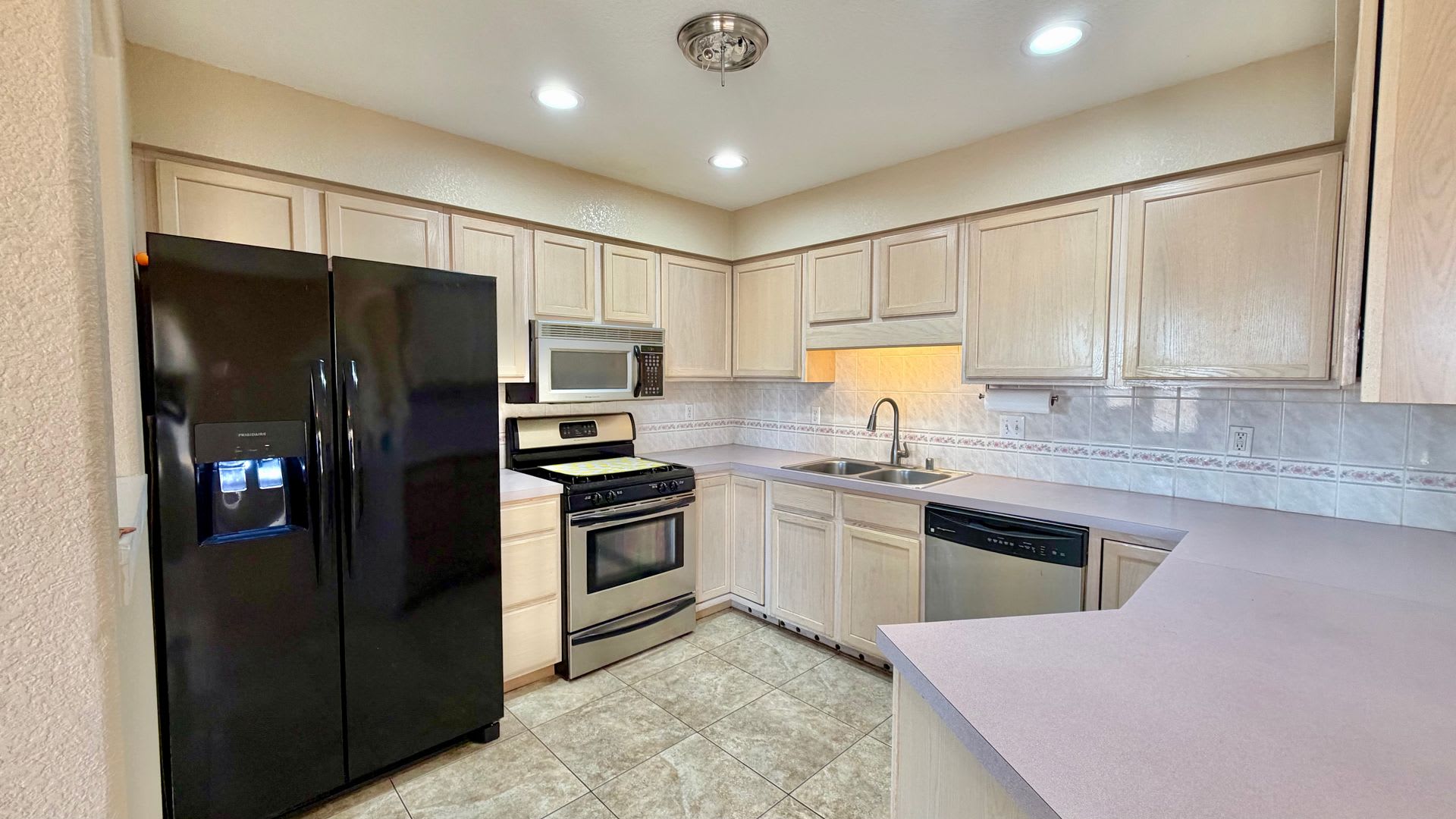 953 San Miguel – photo 2