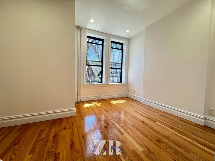 493 Seventh Avenue – photo 5