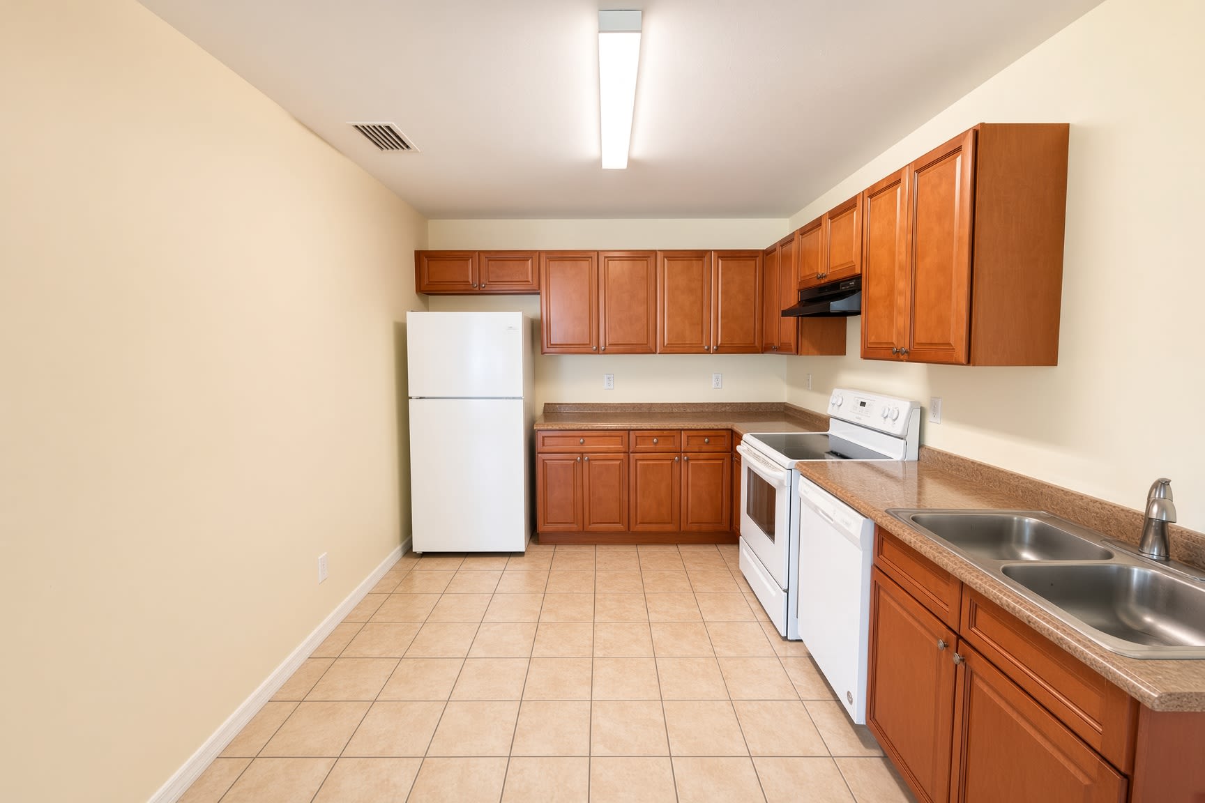 2405 Vernon Ave. S – photo 3