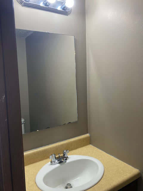 2712 W 5th – photo 4