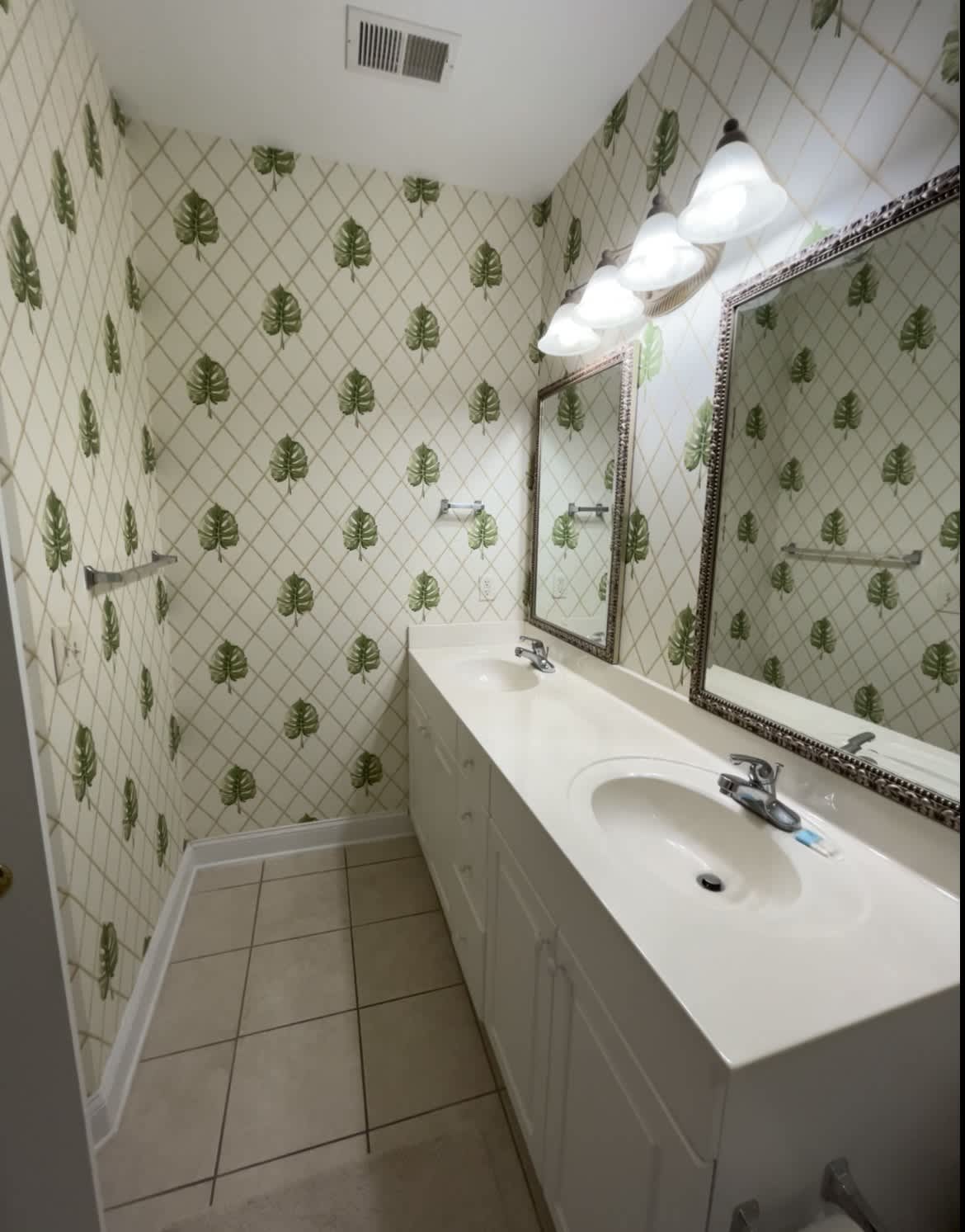 1100 Louise Costin Laneunit 1405 – photo 4