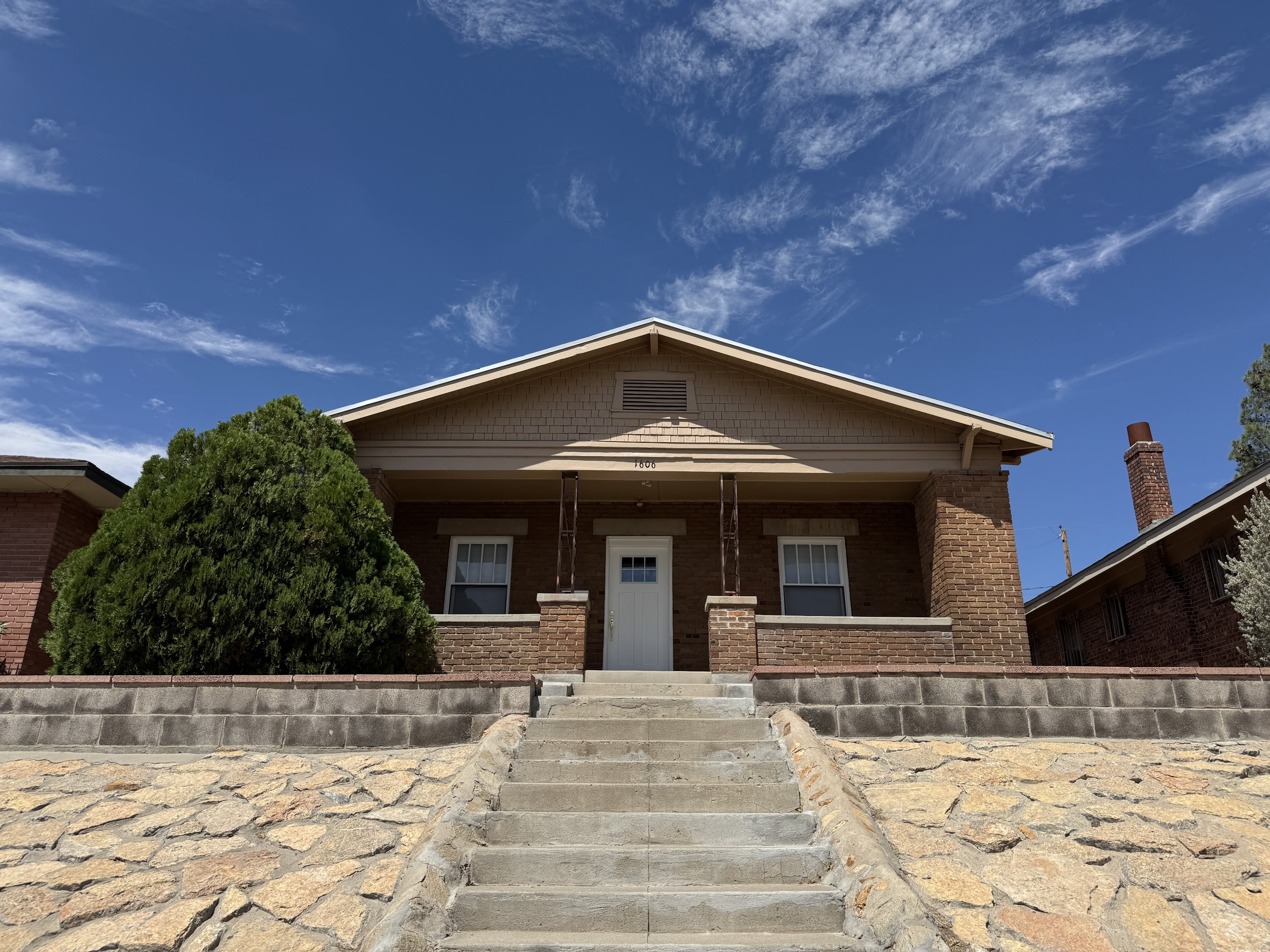 1606 Hawthorne Street – photo 1