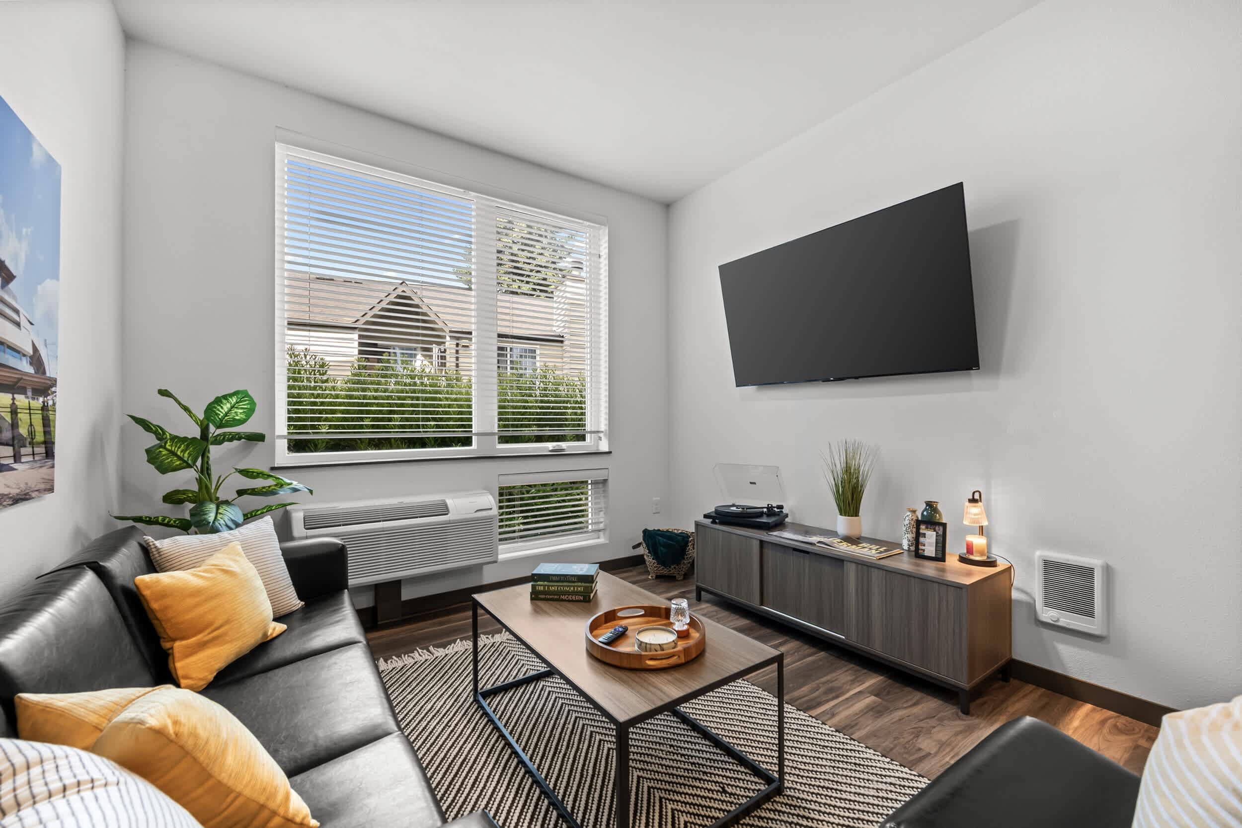 The Flats at Chase – photo 2