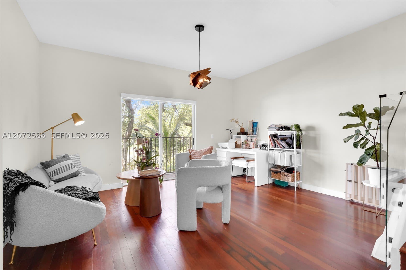 738 NE 90th St – photo 2