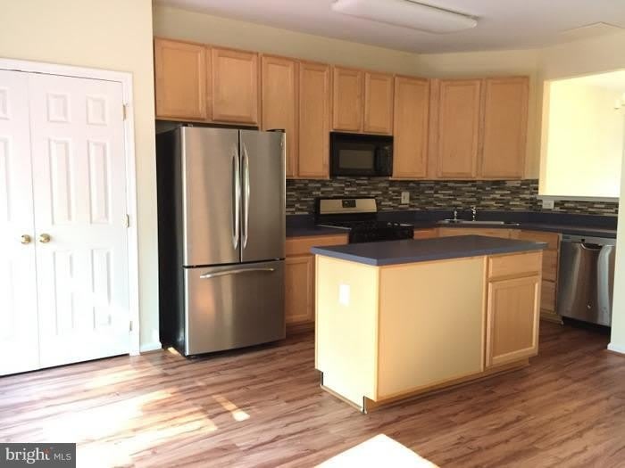21511 Welby Terrace – photo 3