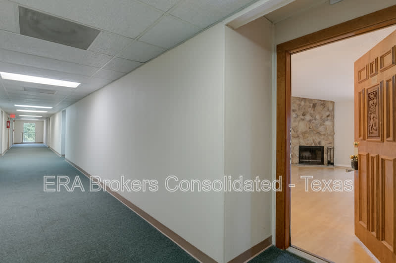 4119 Medical Dr – photo 2