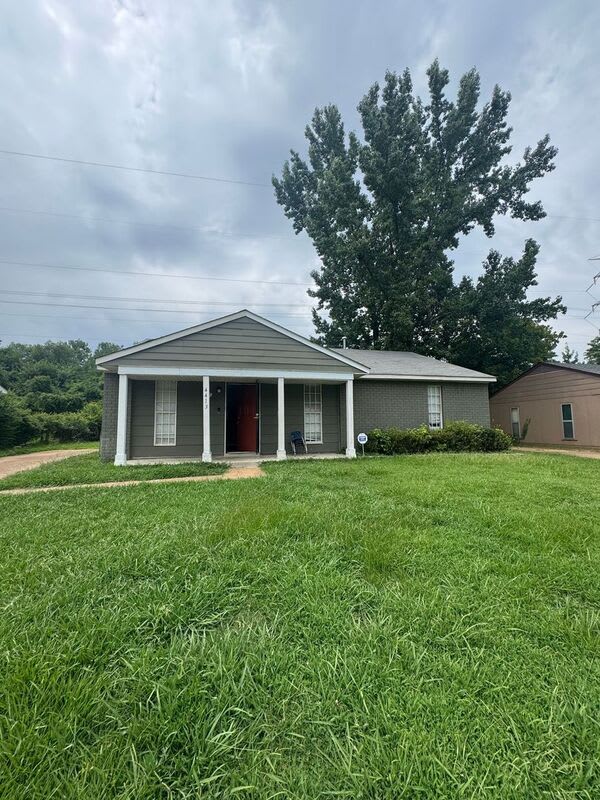 4413 Howardcrest Dr – photo 1