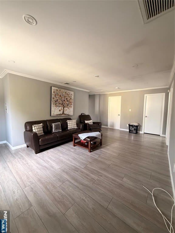 170 Manhattan Avenue – photo 5