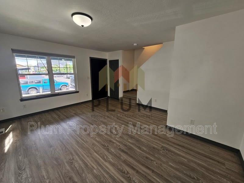 Lease Pending – photo 5