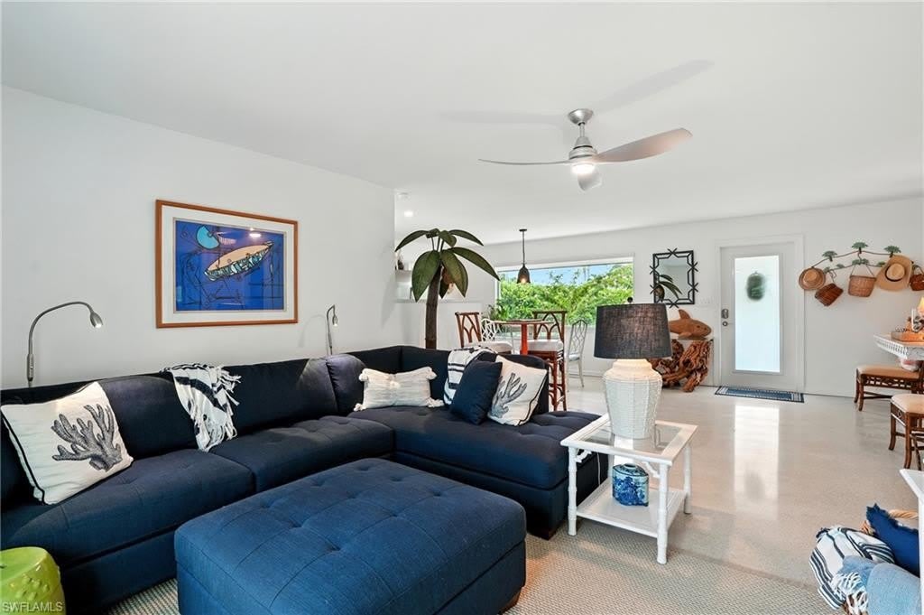578 14Th St N – photo 4