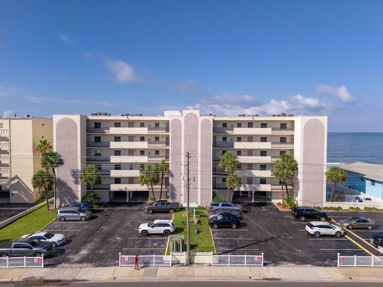 14300 GULF Boulevard – photo 2