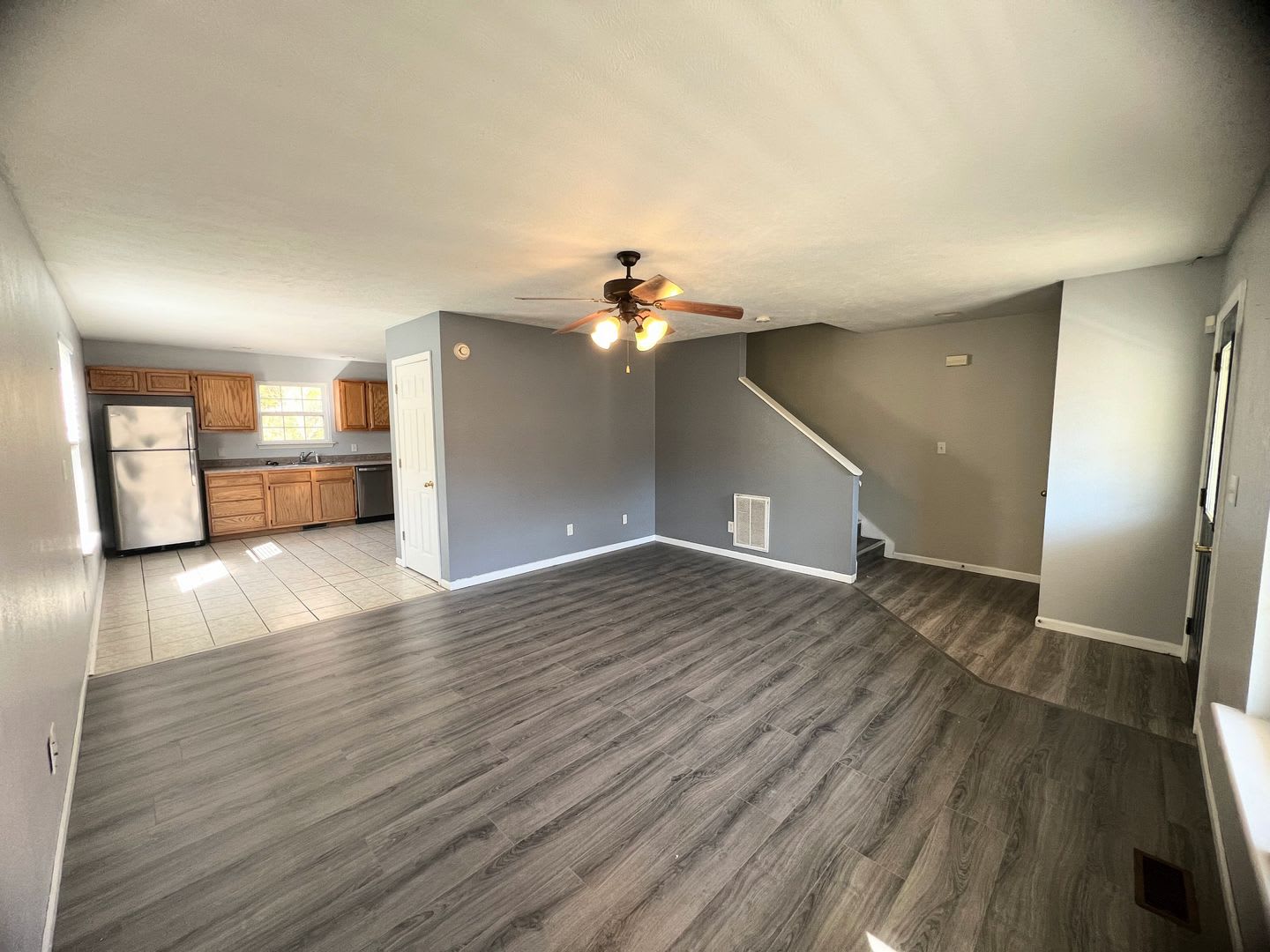 Fenced home close to FLW! – photo 2