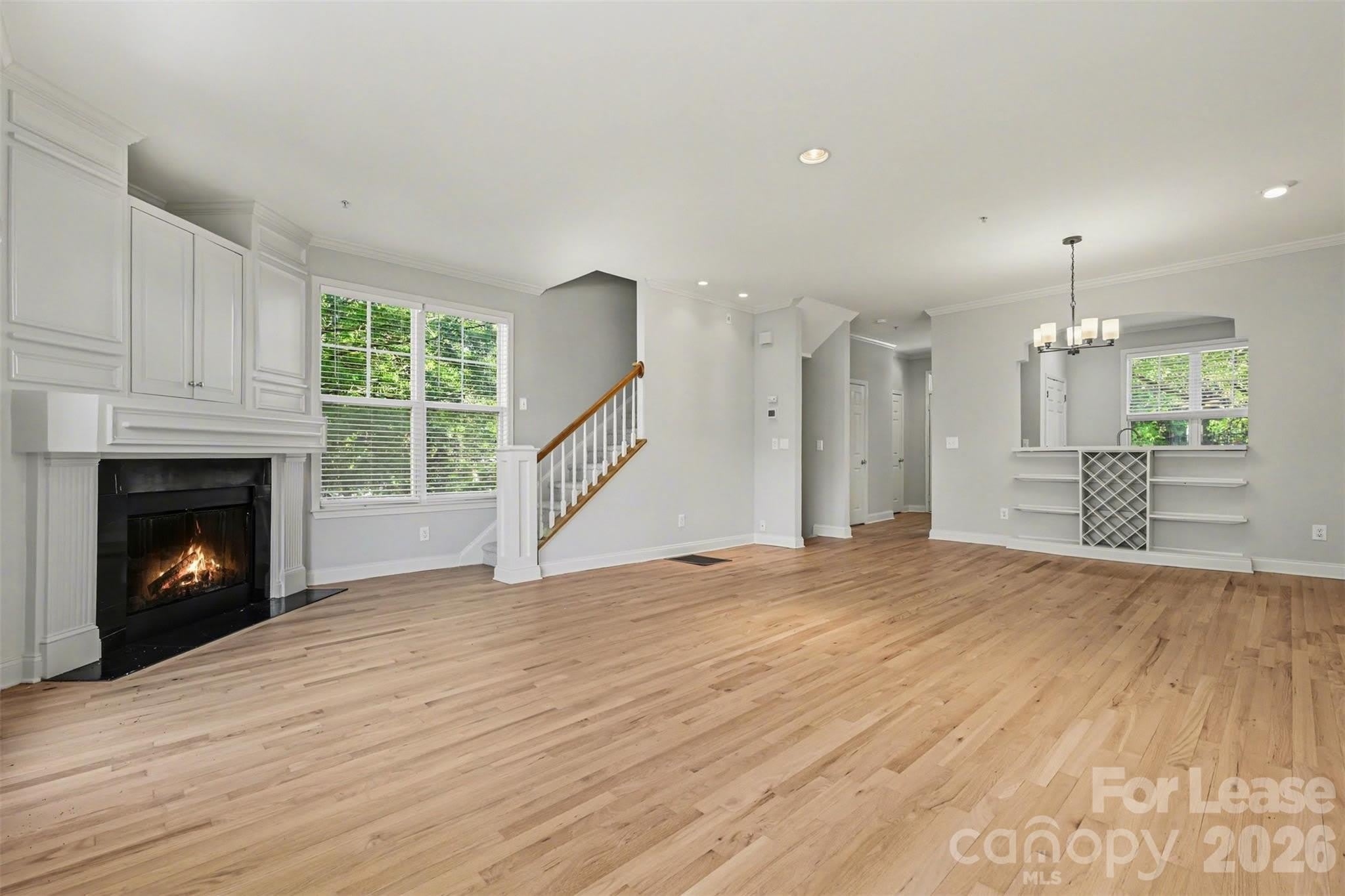 841 W 4th Street – photo 3