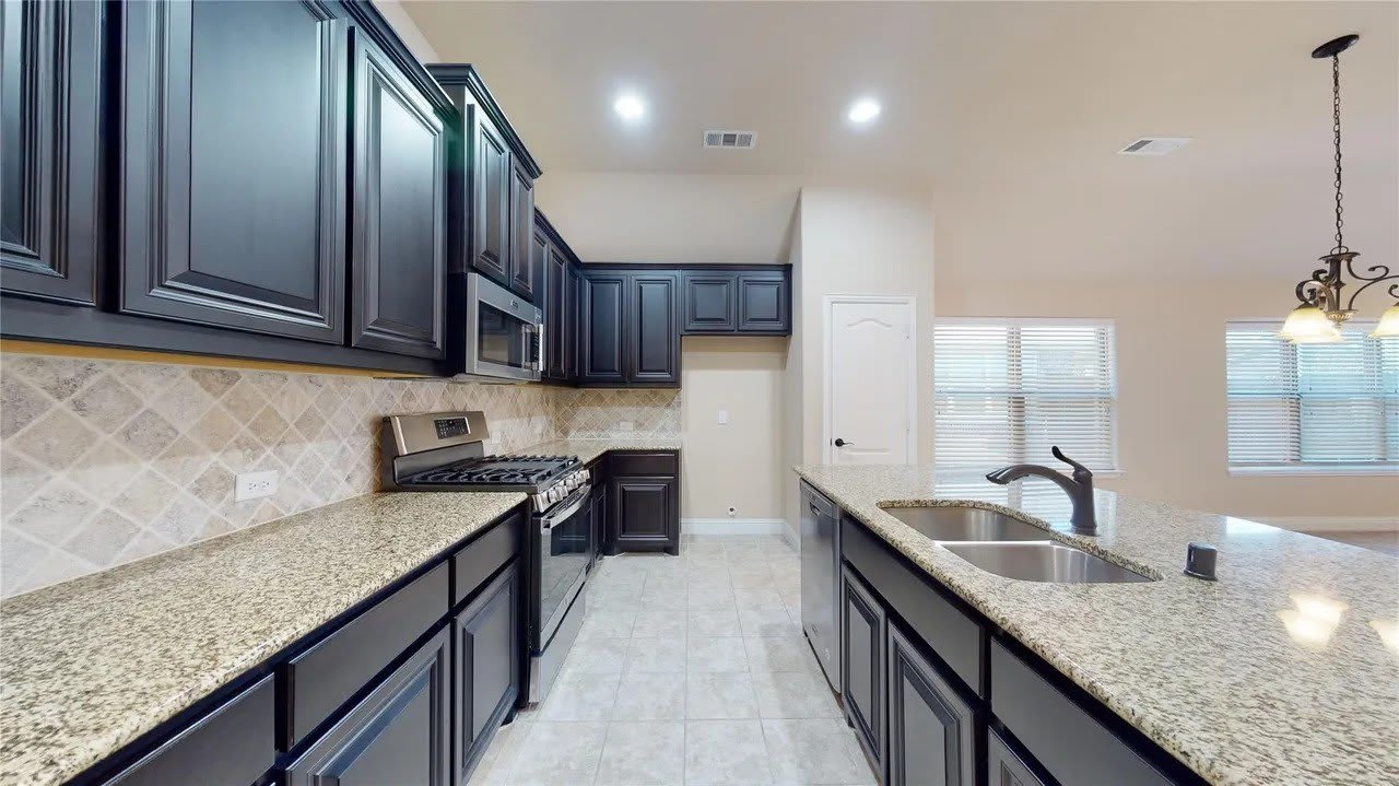 5205 Ambergate Lane – photo 4