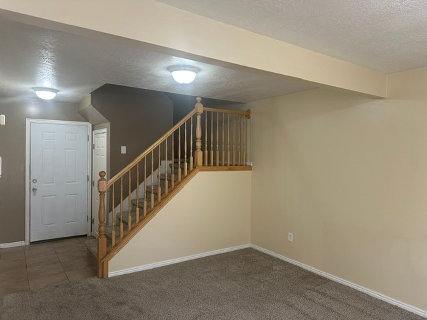 Beautiful Harrisville Townhouse for Rent – photo 5