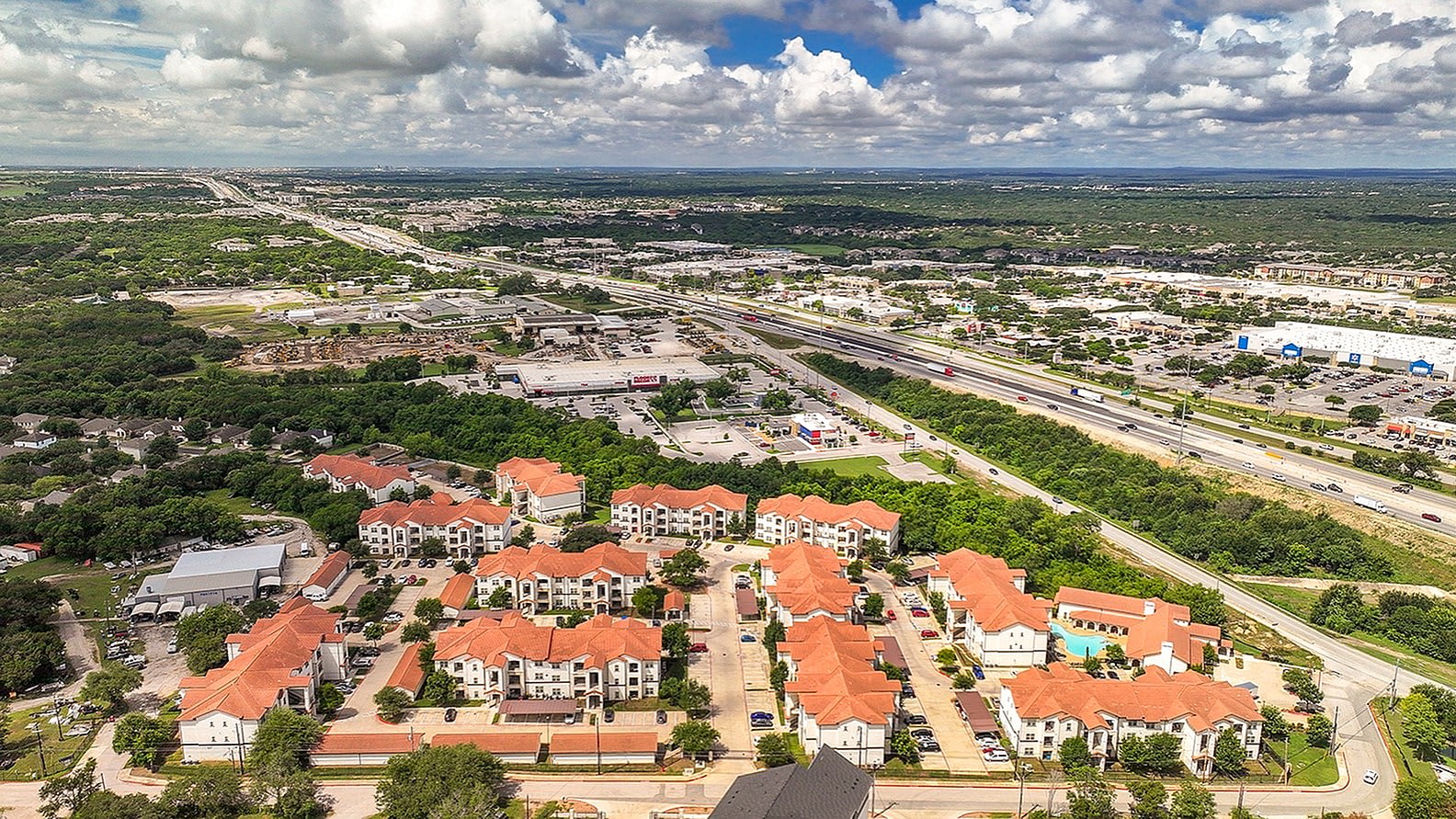 Southpark Crossing Apartments – photo 2