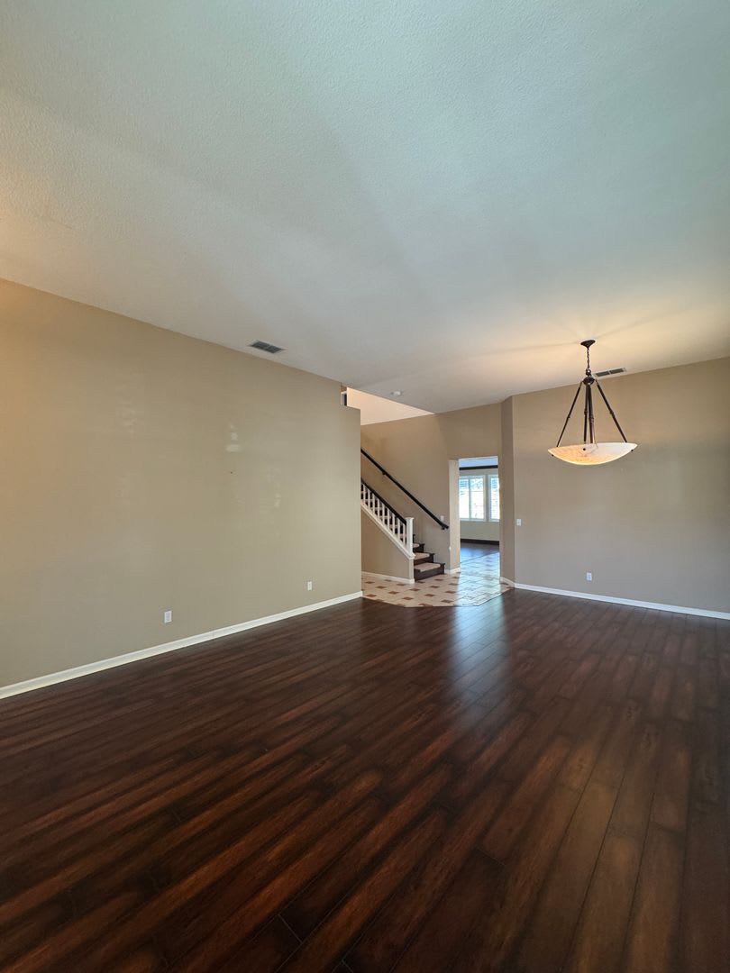 Custom-Built Home near Paradise Valley Golf Course – photo 5